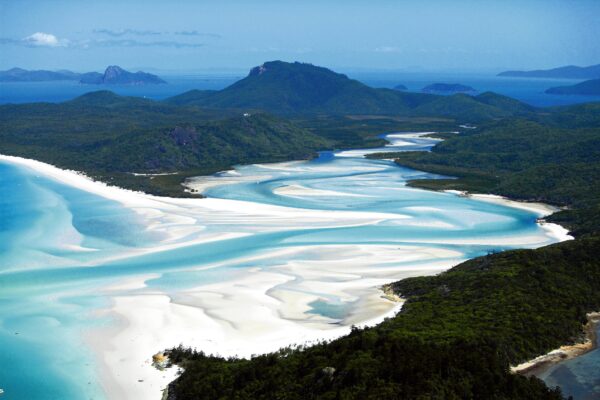 Whitehaven Beach tại Whitsundays với bãi cát trắng nổi tiếng, Cairns, Queensland, Úc đi từ Sydney